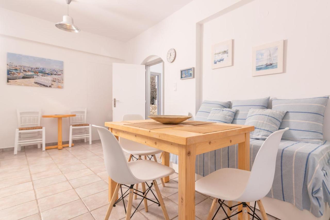 Villa Kosta In Naousa-Paros Buitenkant foto